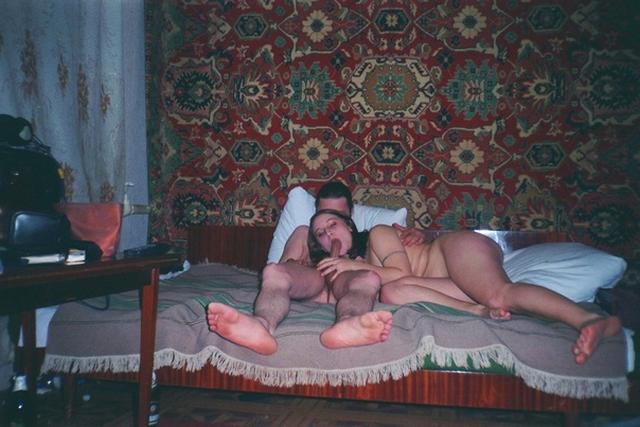 Групповой домашний трах в обычных семейных парах 38  картинка xxx скачать
