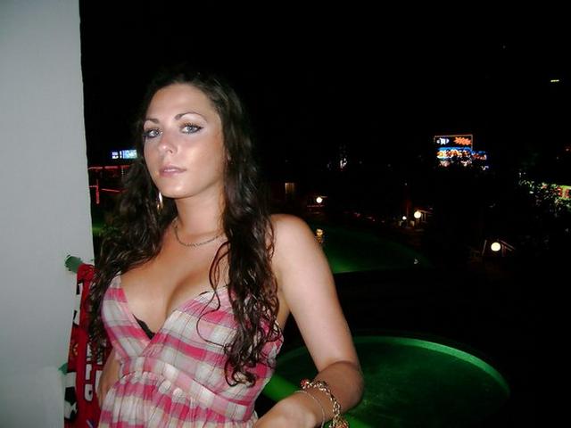 юные и озабоченные туристки сосут члены местных пикаперов 16  картинка xxx скачать